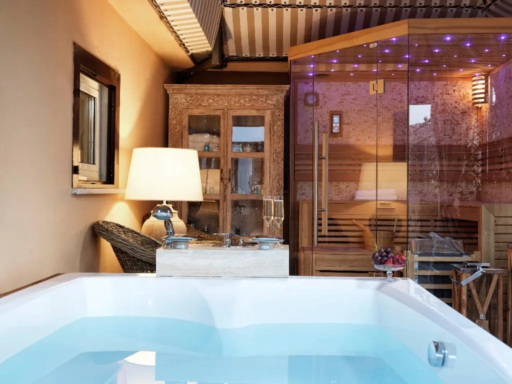 JUNIOR SUITE WITH TERRACE Room, Hotel Barocco, Rome