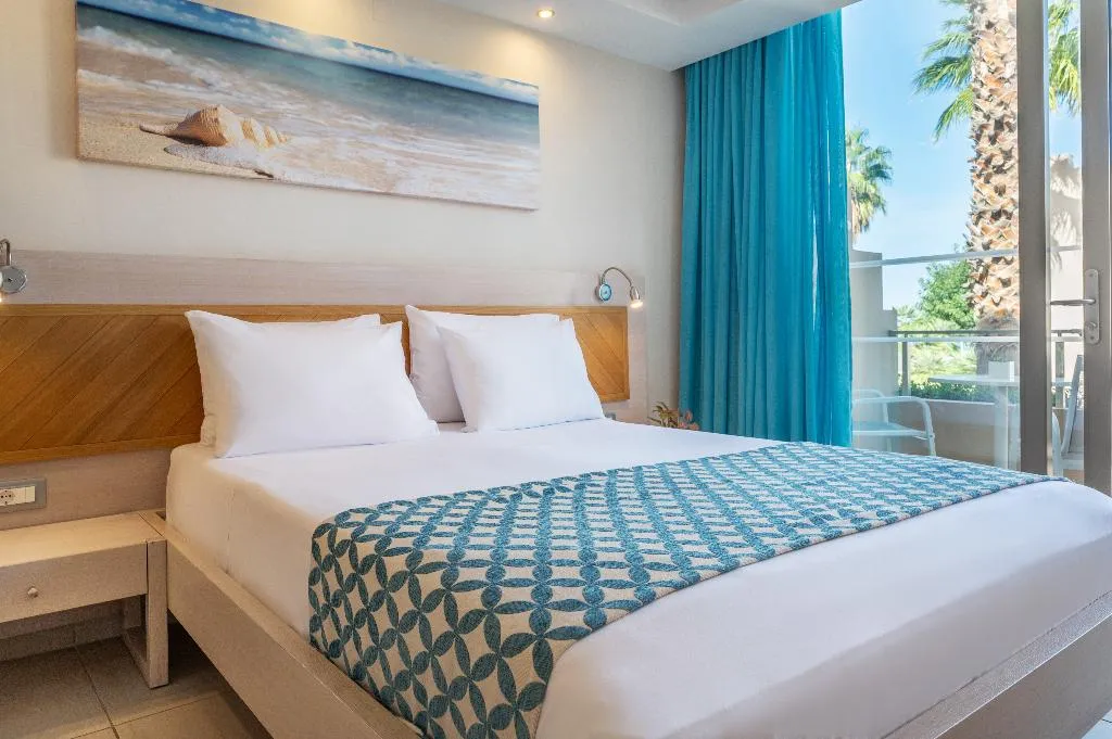 DOUBLE DELUXE Room, Royal & Imperial Belvedere Resort, Crete