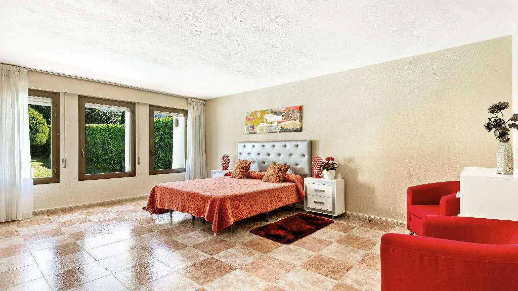 VILLA STANDARD Room, Villa Marina Puerto Banus, Costa Del Sol