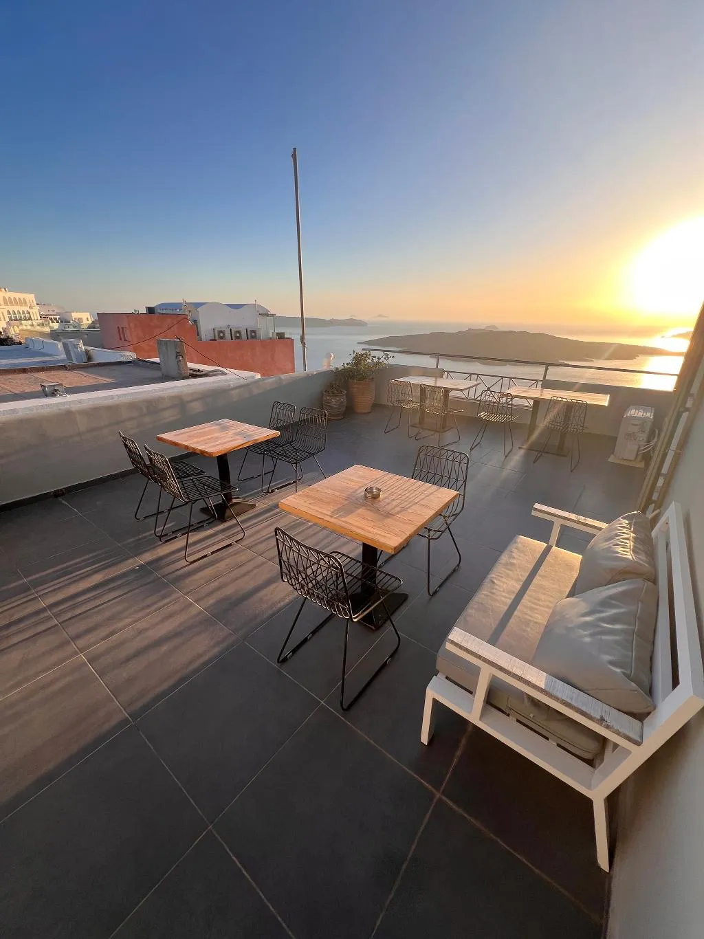TRIPLE SUPERIOR Room, Theoxenia Boutique Hotel, Santorini