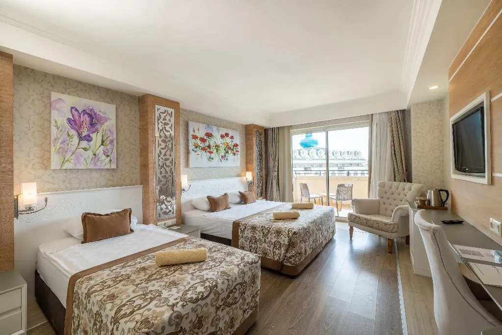 DOUBLE SIDE SEA VIEW Room, Crystal Sunset Pearl Collection, Antalya