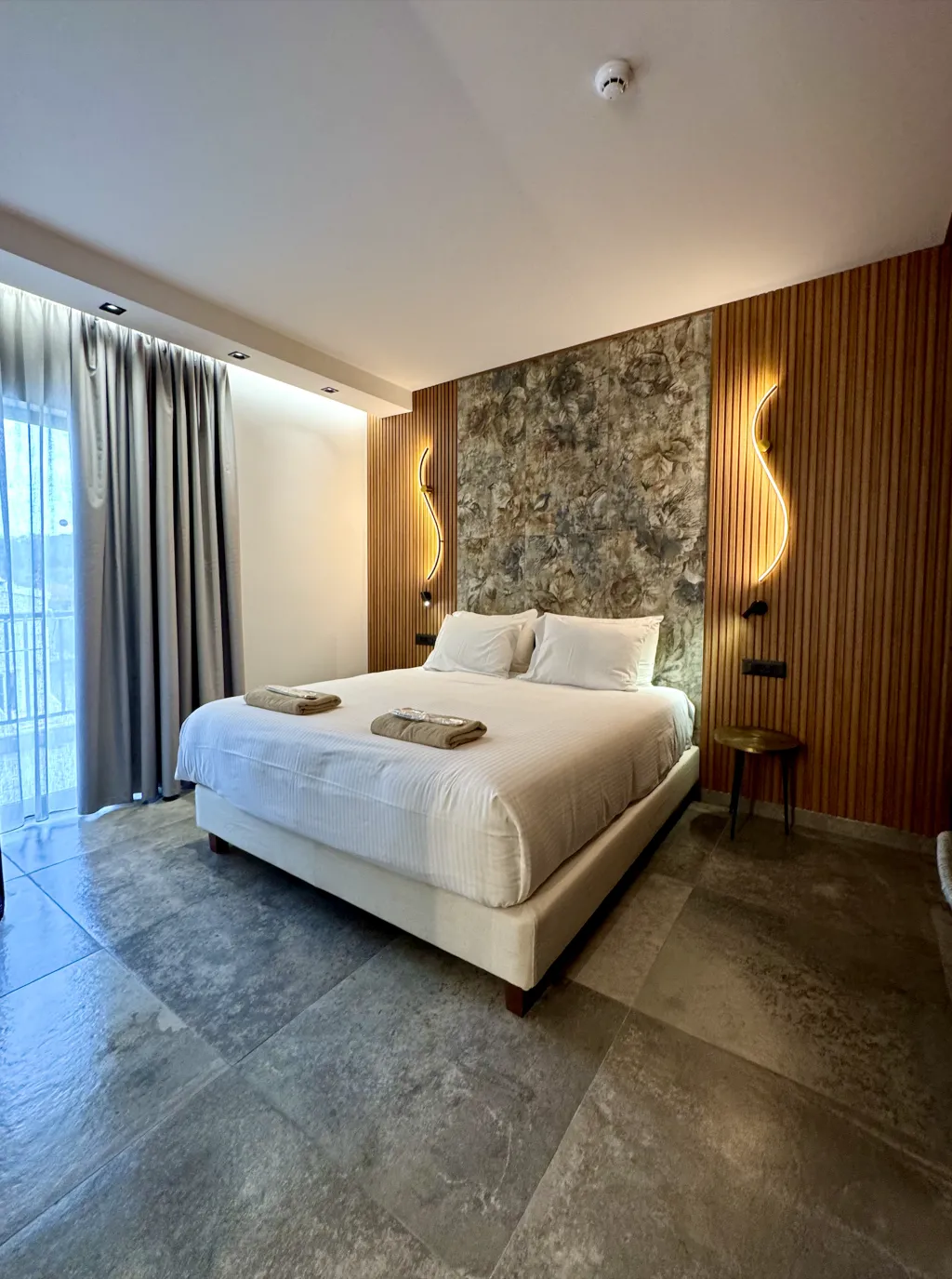 JUNIOR SUITE POOL VIEW Room, Bruskos Hotel & Suites, Corfu