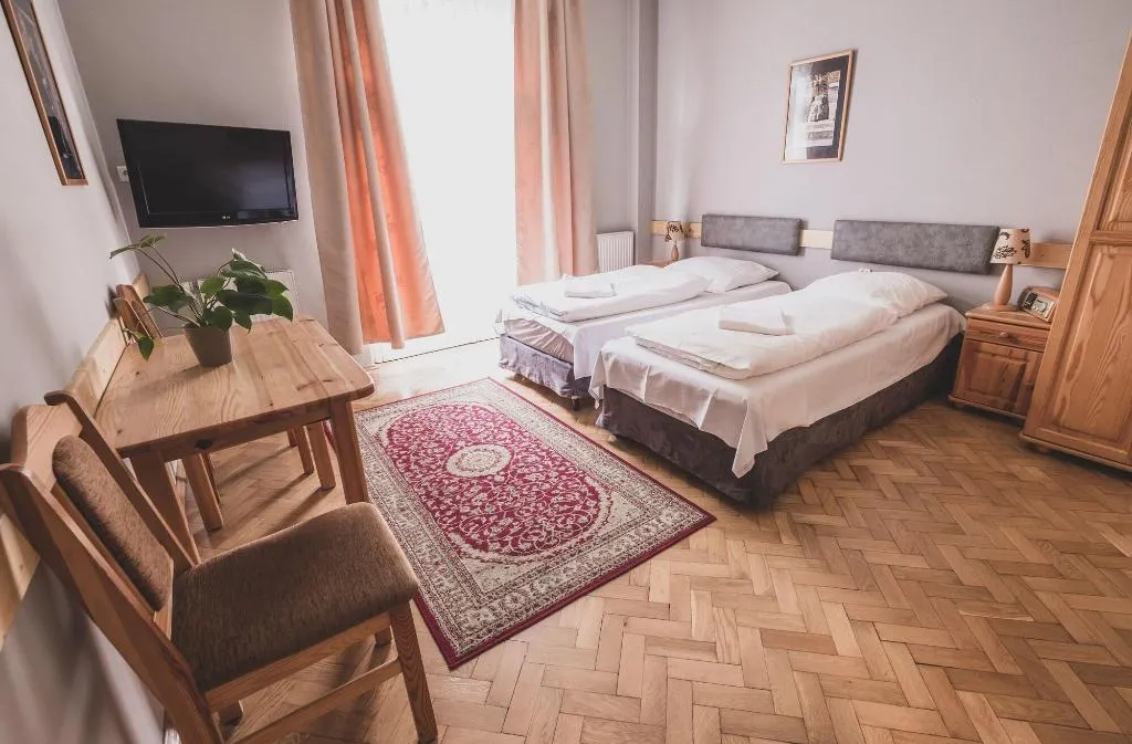 Room, Cybulskiego Guest Rooms, Krakow