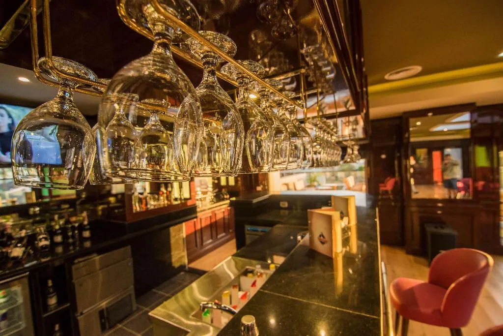 Bar, Reef Oasis Beach Resort, Red Sea Riviera