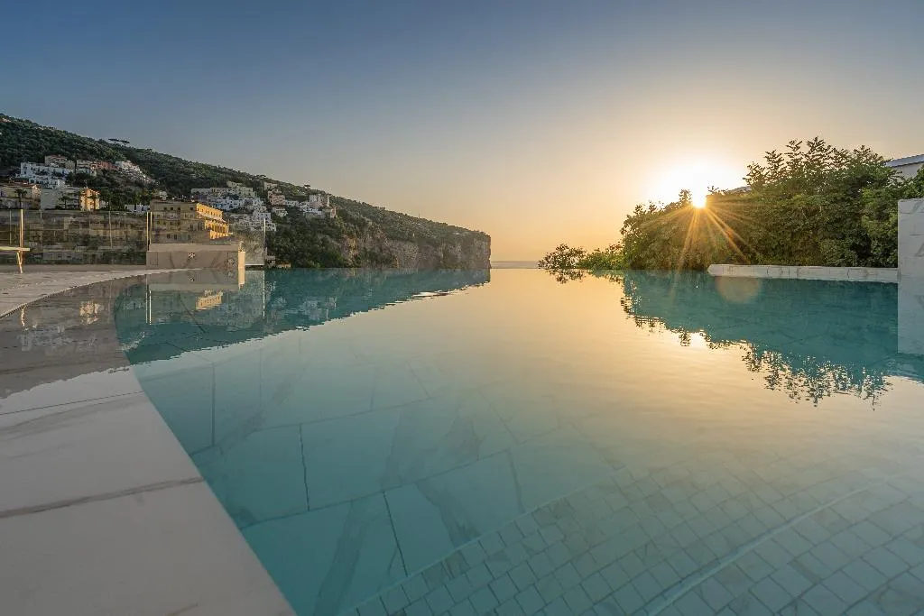 Pool, Mary Hotel, Naples