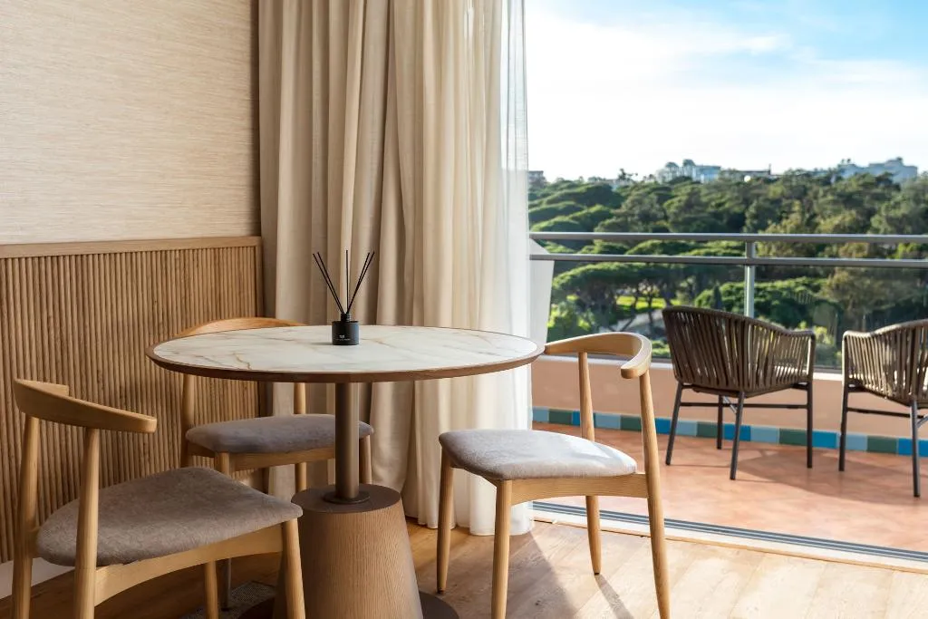 SUITE RESORT VIEW Room, Grande Real Santa Eulalia Resort & Hotel Spa, Algarve