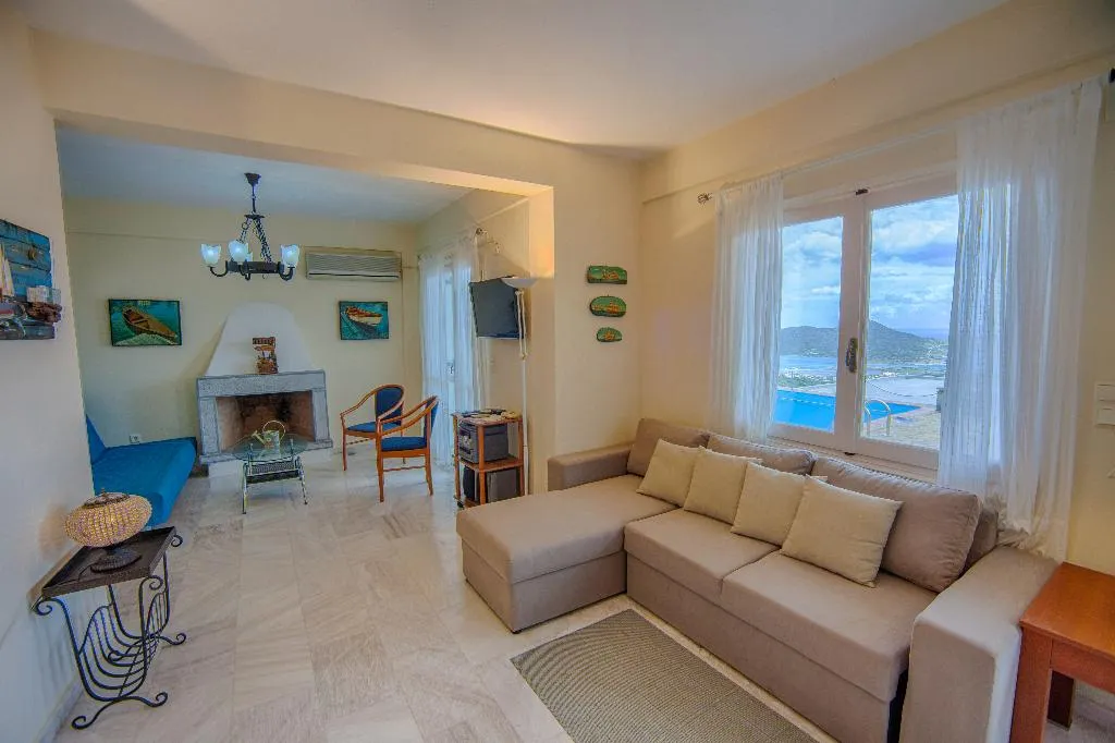 VILLA TWO BEDROOMS WITH PRIVATE POOL Room, Elounda Theo Bart Villa, Crete