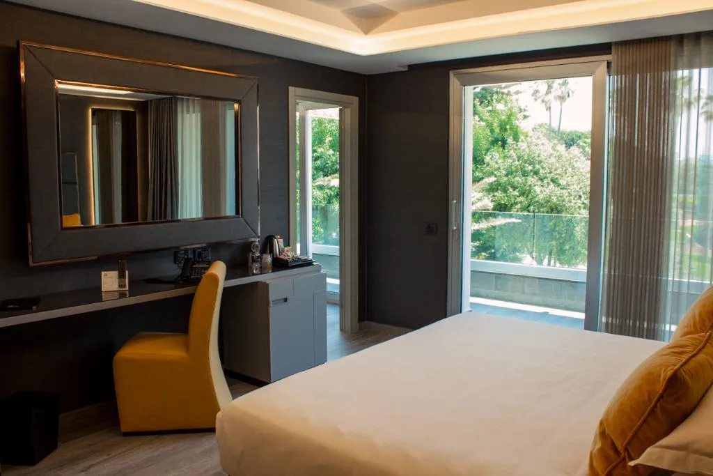 QUADRUPLE STANDARD Room, Resort Tre Fontane, Naples