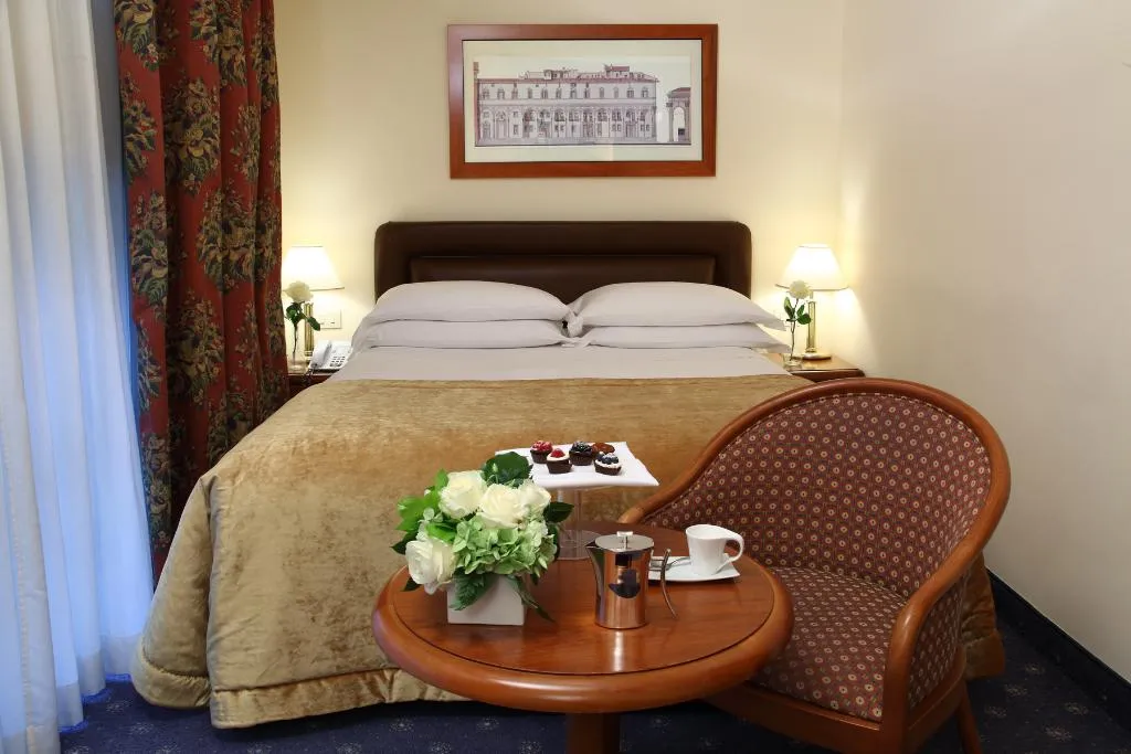 DOUBLE STANDARD Room, Starhotels Business Palace, Milan