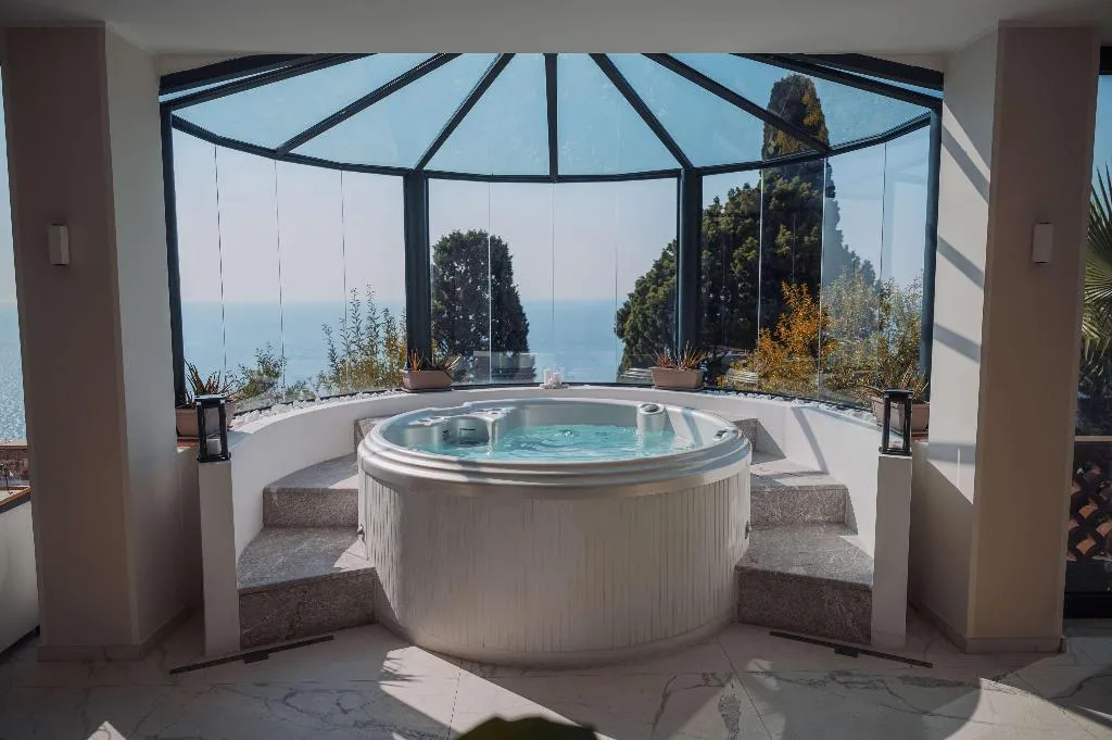 Sports and Entertainment, Grand Hotel San Pietro, Taormina