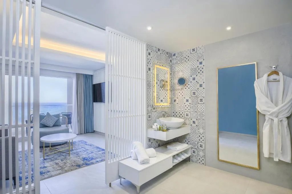 SUITE ONE BEDROOM Room, Hilton Skanes Monastir Beach Resort, Tunisia