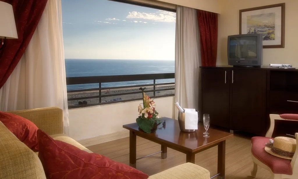 SUITE ONE BEDROOM Room, Yellow Praia Monte Gordo Hotel, Algarve