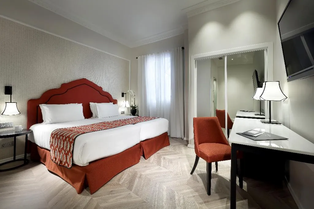 DOUBLE STANDARD Room, Eurostars Regina, Seville