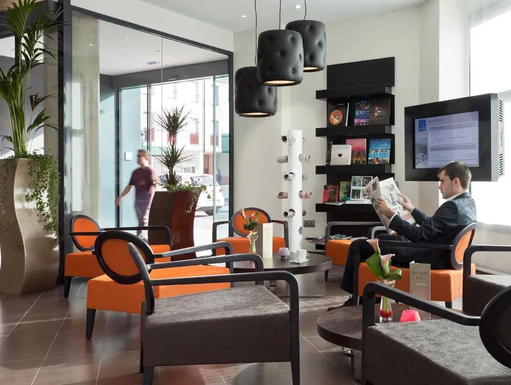 Lobby, Novotel Suites Malaga Centro, Costa Del Sol