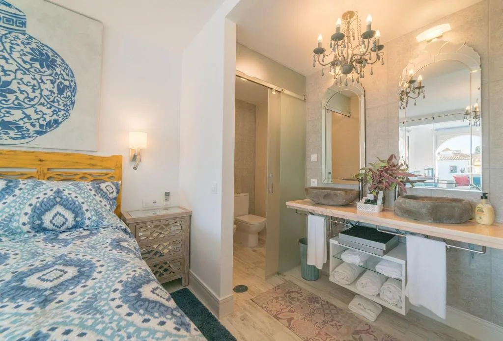Room, Rey Don Pedro Luxury Home, Seville
