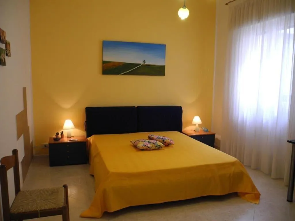Room, Melone Giallo, Palermo