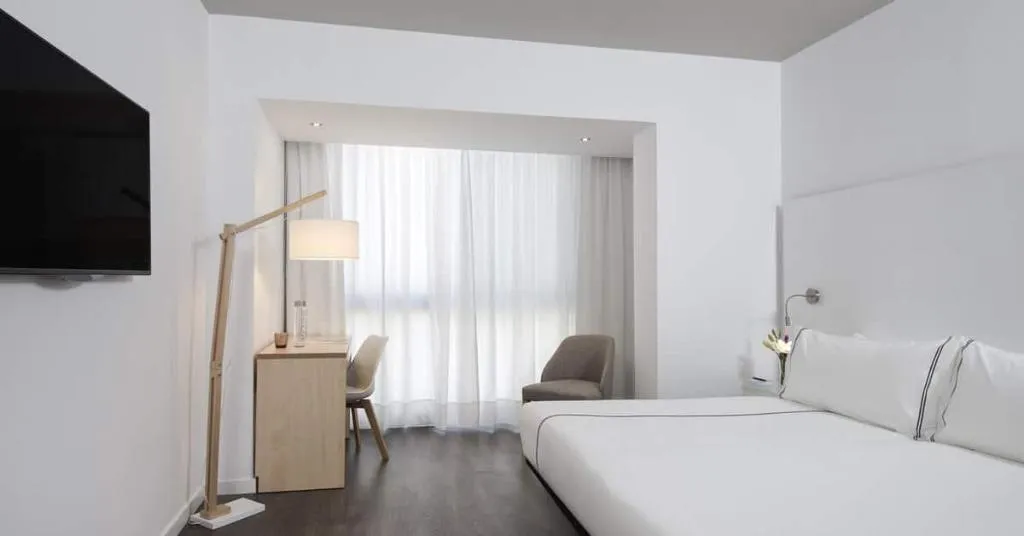 Room GUEST ROOM Room, Innside Palma Center, Majorca