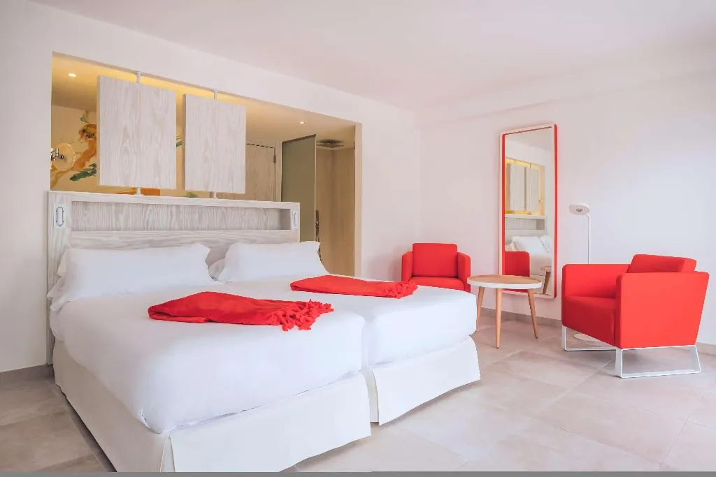 Room, Iberostar Waves Alcudia Park, Majorca