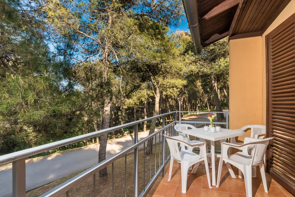 BUNGALOW CAPACITY 6 Room, Apartments Kanegra Plava Laguna, Istria