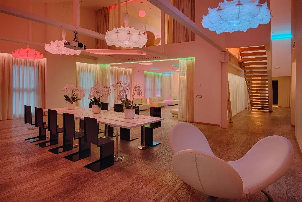 Room, nhow Milano, Milan