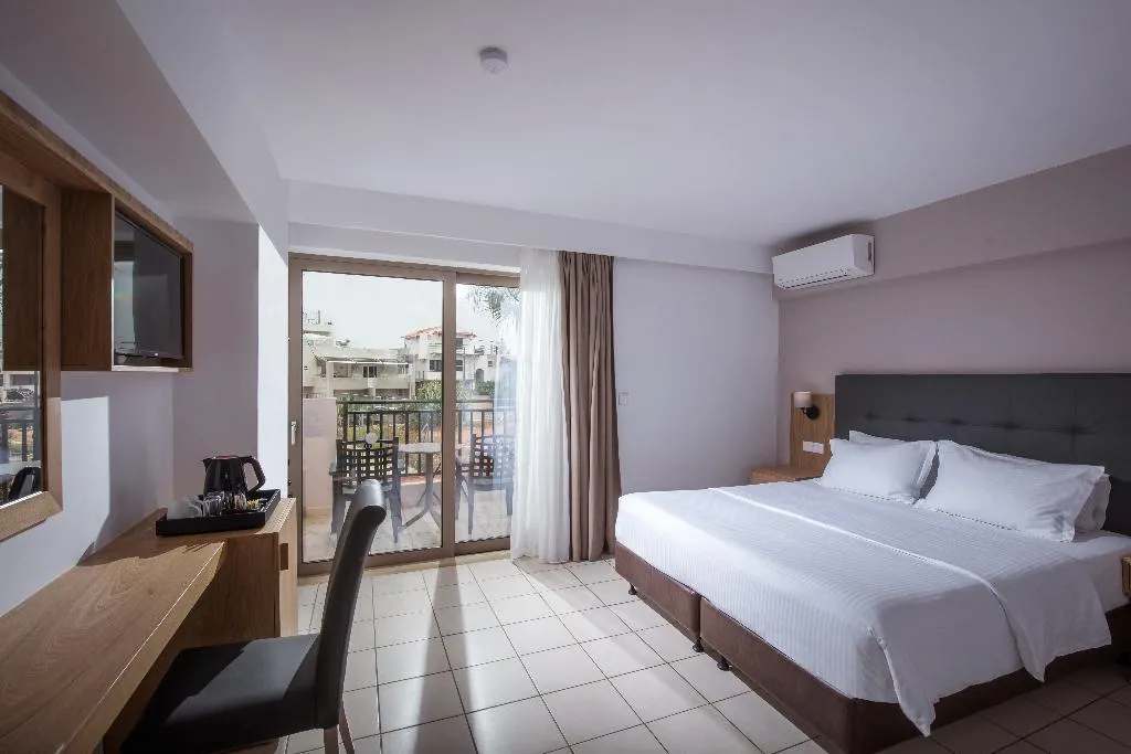 Double or Twin STANDARD Room, Gouves Water Park Holiday Resort, Crete