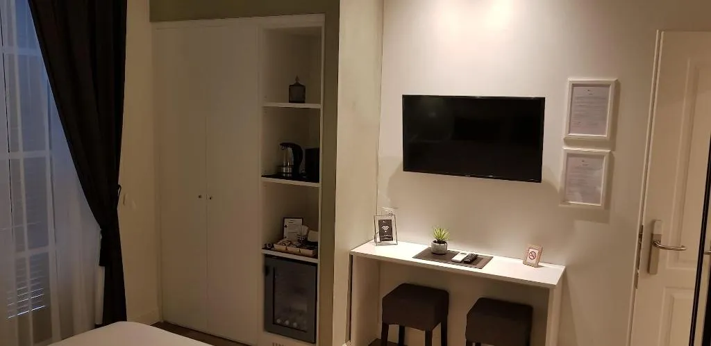 Room, Bed Milano Linate, Milan