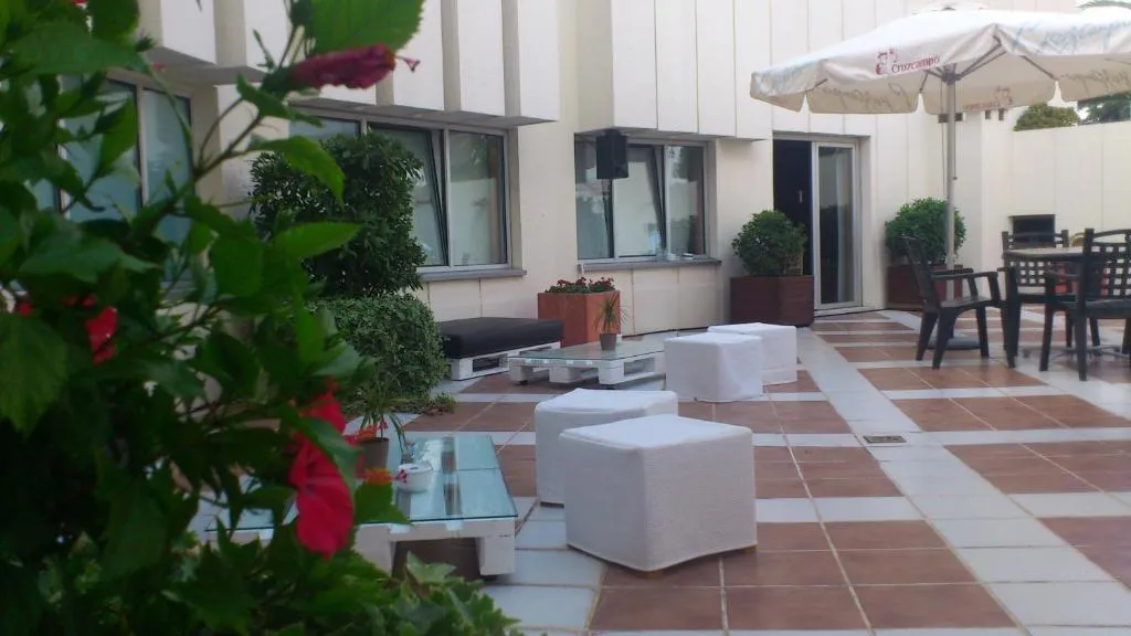 Terrace, Port Valencia Azafata, Valencia