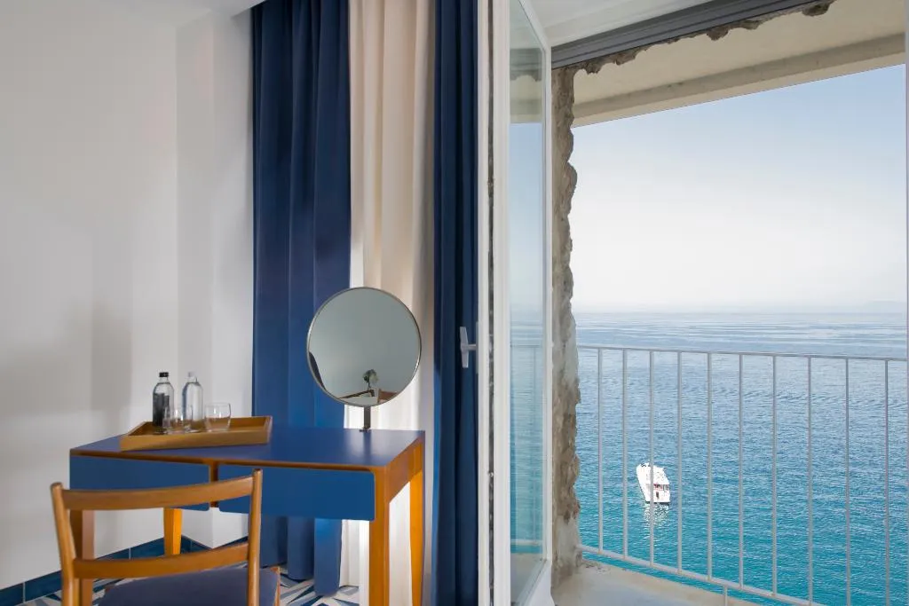 DOUBLE SUPERIOR Room, Parco Dei Principi, Naples