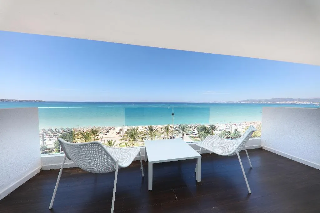 JUNIOR SUITE SUPERIOR SEA VIEW Room, Iberostar Waves Bahía de Palma, Majorca