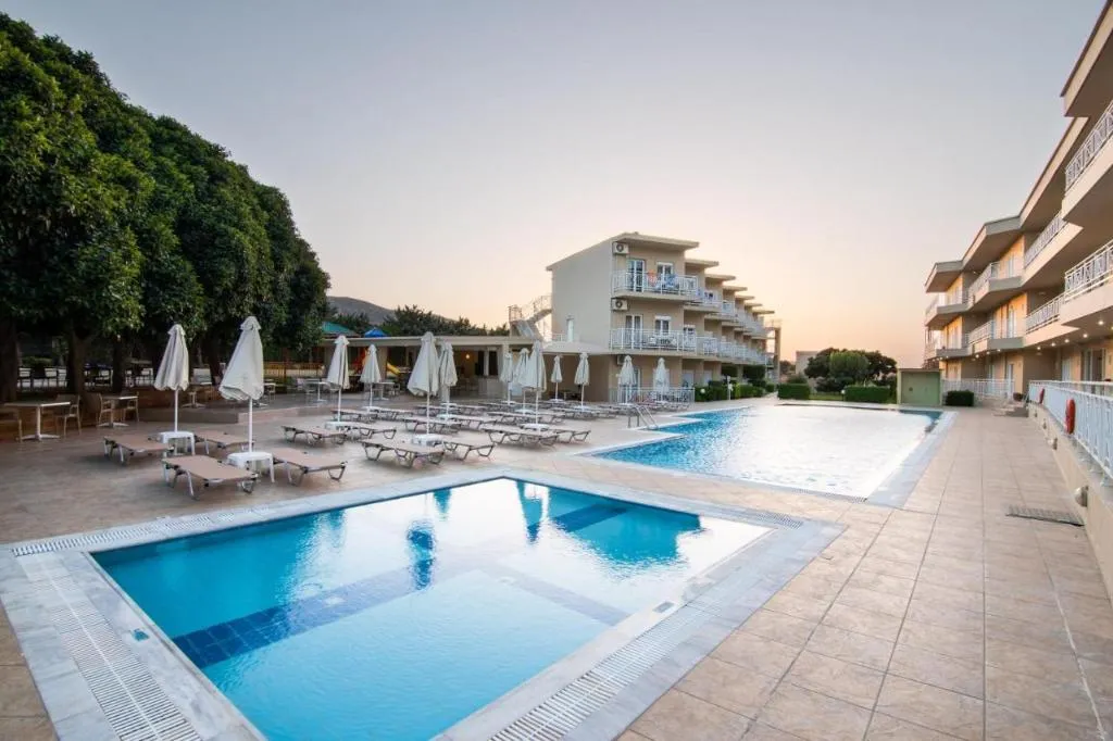 General view, Chrissy's Paradise, Crete