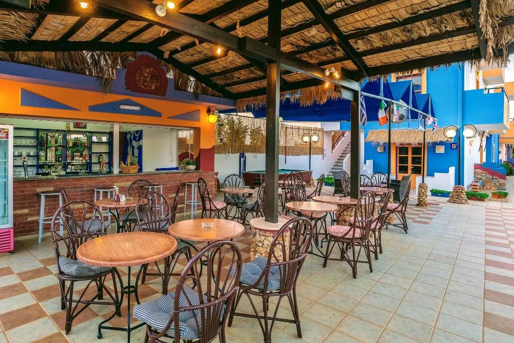 Bar, Eltina Apartments, Crete