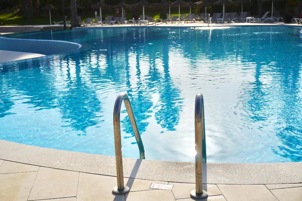 Pool, Clube Porto Mós, Algarve