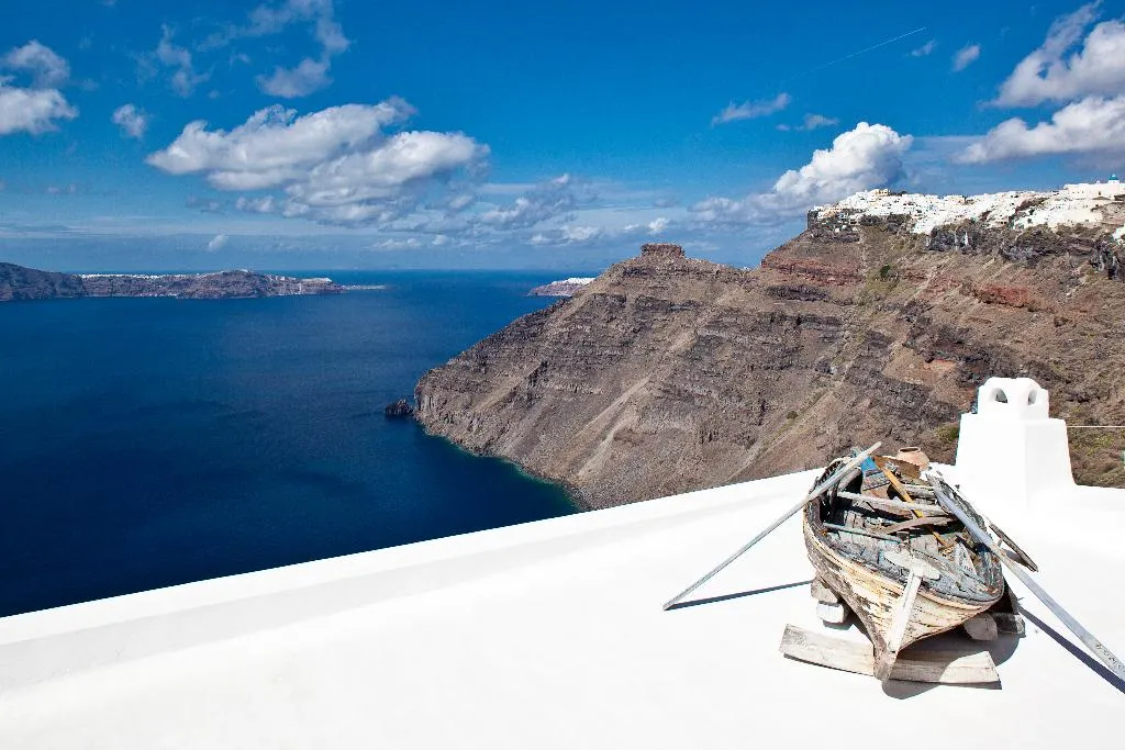 General view, Homeric Poems, Santorini