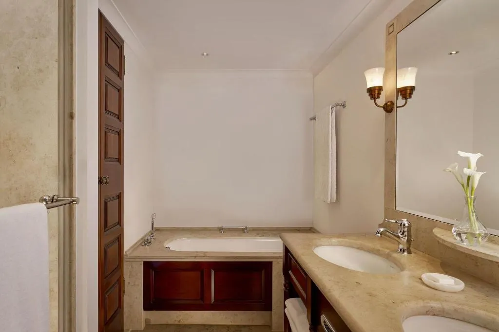 DOUBLE CLASSIC GARDEN VIEW Room, Castillo Hotel Son Vida, Majorca