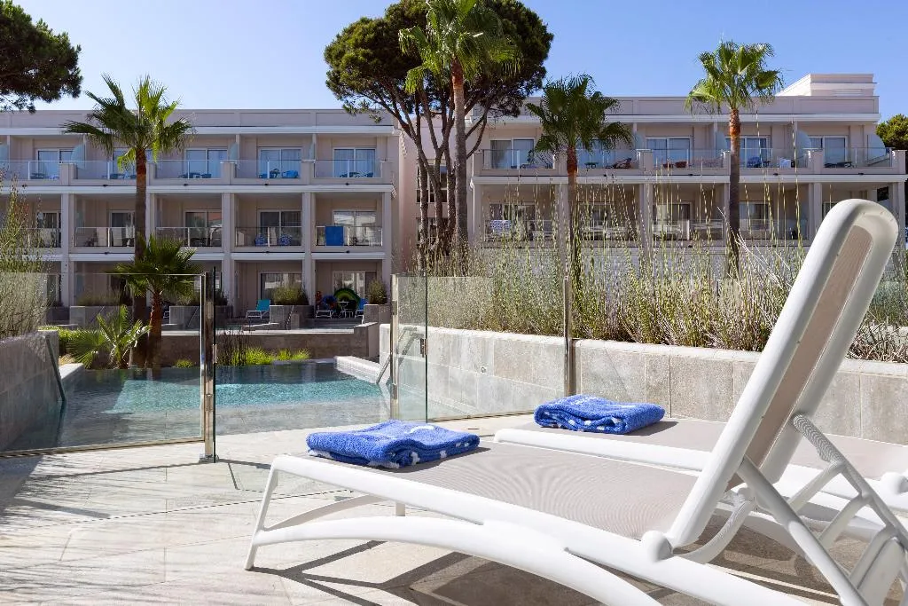 JUNIOR SUITE WITH PRIVATE POOL Room, Hipotels Barrosa Palace, Costa De La Luz