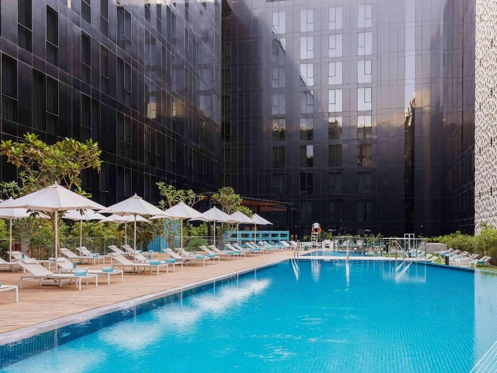 Pool, Grand Mercure Dubai City, Dubai