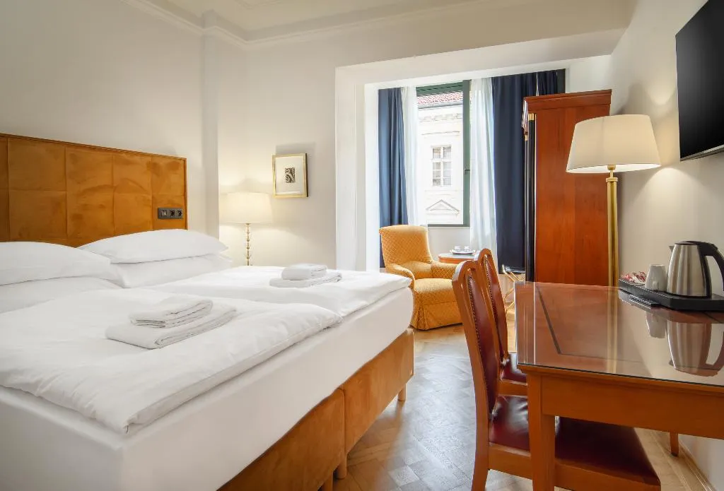 Double or Twin STANDARD Room, Hotel Bologna Prague, Prague