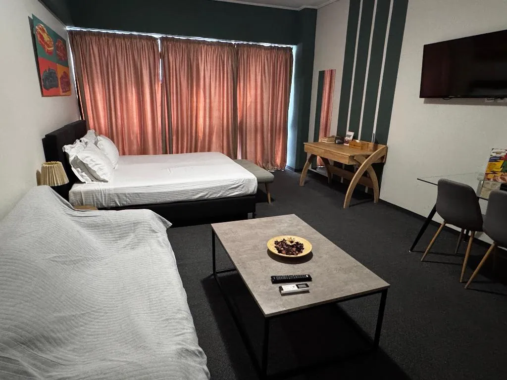 SUITE COMFORT Room, Connect Suites, Athens