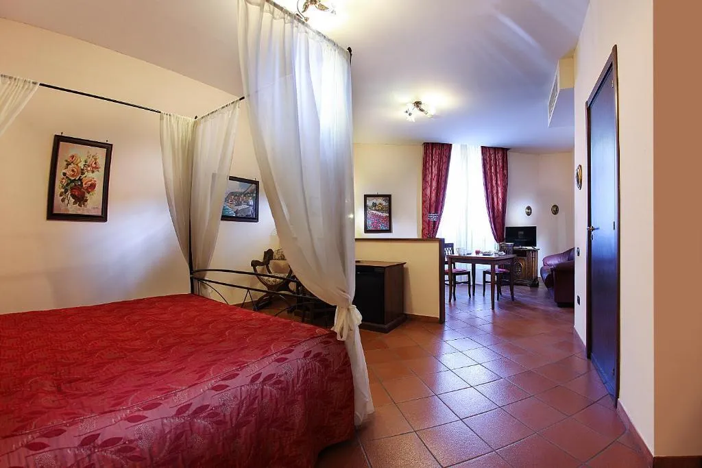 JUNIOR SUITE STANDARD Room, Grand Hotel Capodimonte, Naples