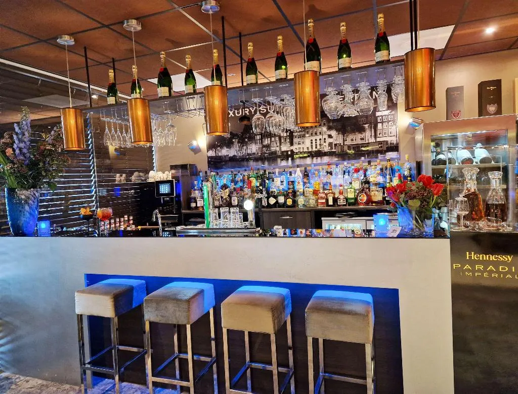 Bar, Luxury Suites Amsterdam, Amsterdam