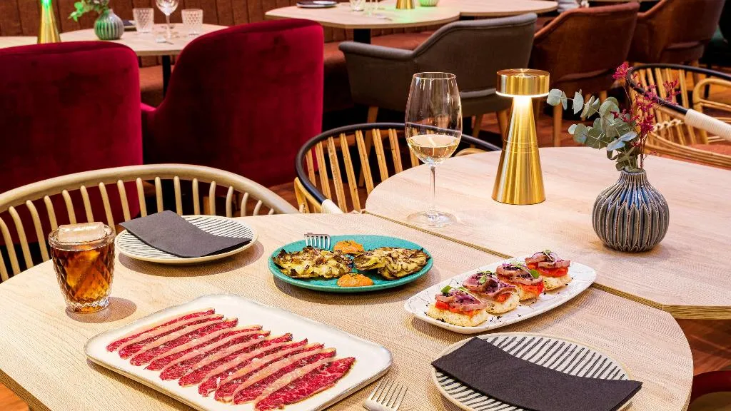 Restaurant, Hotel Indigo Barcelona Plaza Espana, Barcelona