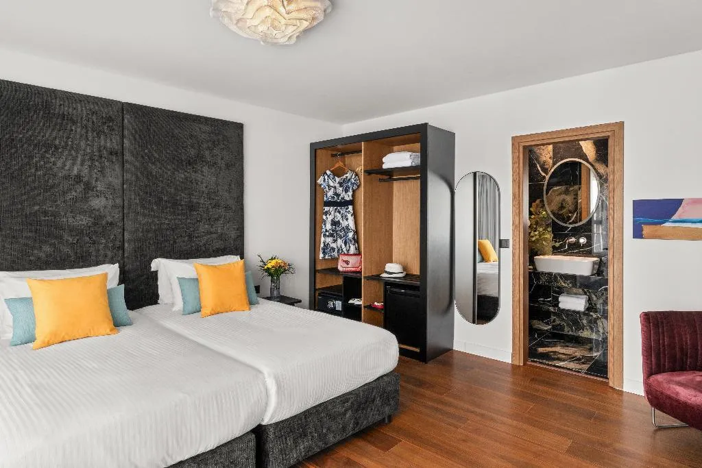 DOUBLE DELUXE Room, The Athenaeum, Athens