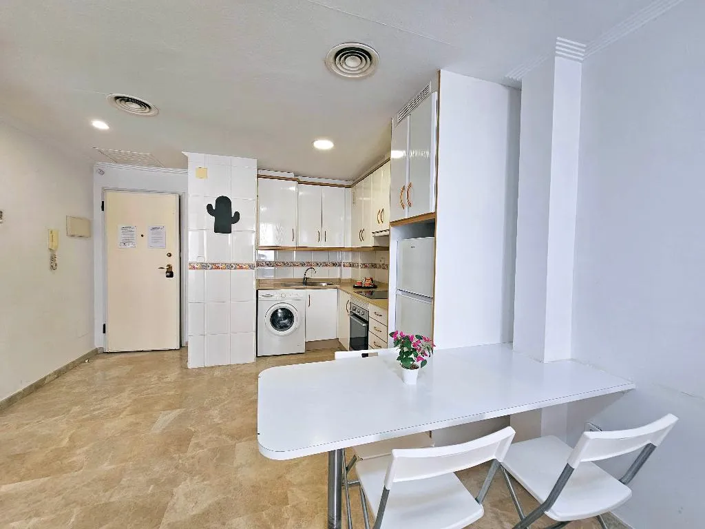 TRIPLE DELUXE WITH BALCONY Room, Apartamentos Turisticos Alba Cartagena Centro, Costa Blanca