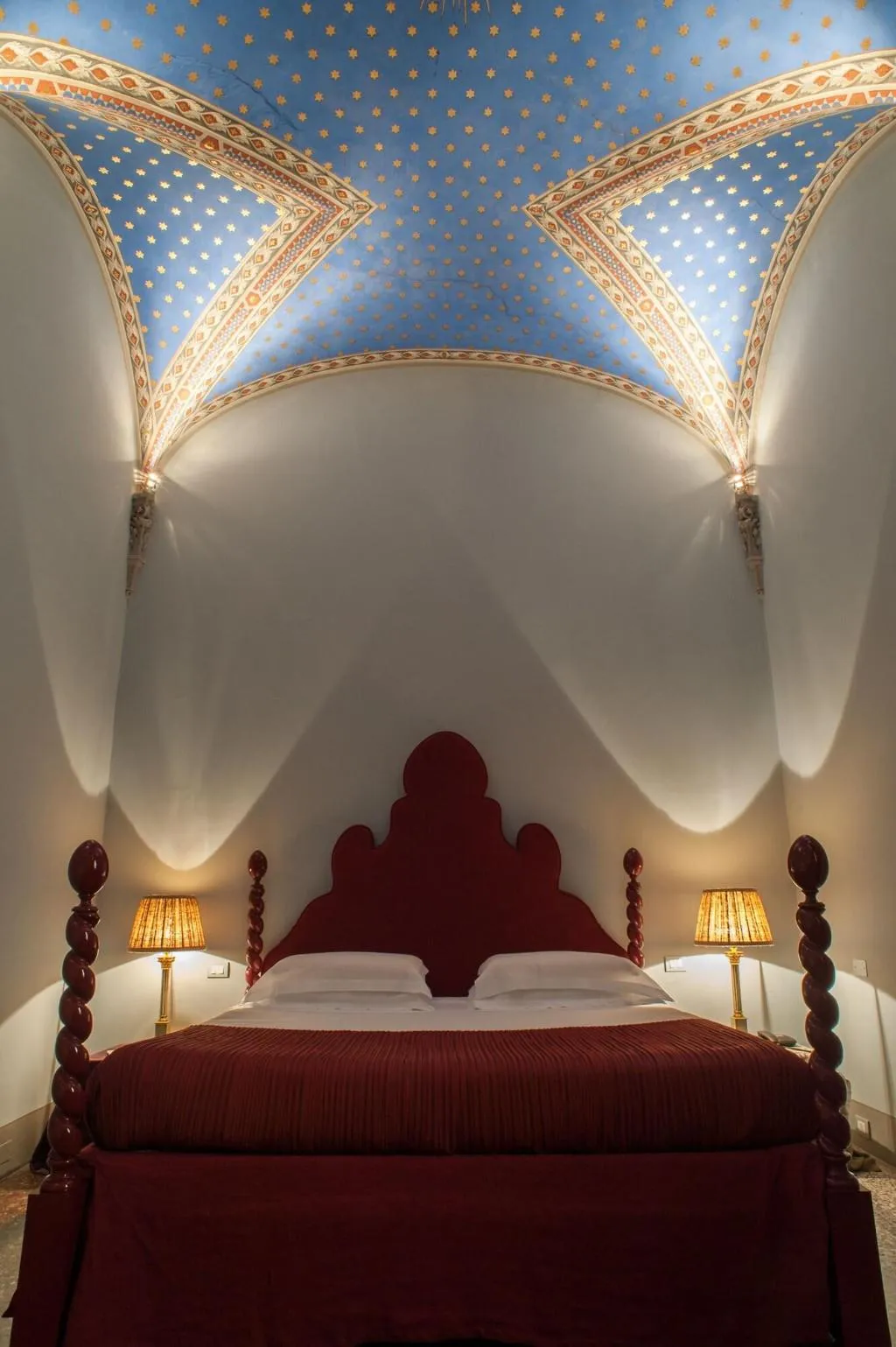 DOUBLE DELUXE QUEEN BED Room, Palazzo Di Camugliano, Florence