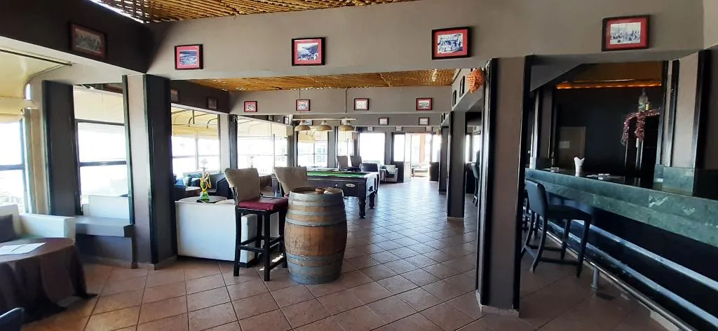Bar, New Farah Hotel, Agadir