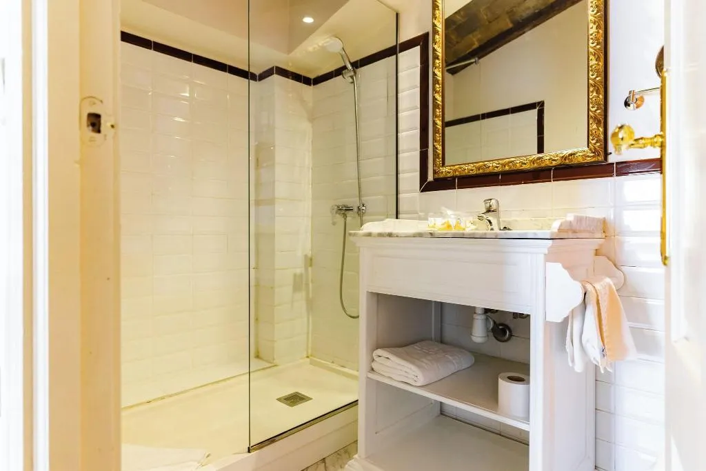 Double or Twin TWO BEDS Room, Ad Hoc Monumental, Valencia