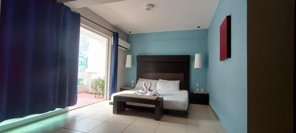 FAMILY ROOM DELUXE WITH BALCONY Room, Blvd Hotel, Playa Del Carmen