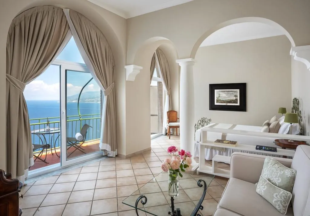 SUITE STANDARD Room, Caesar Augustus, Naples