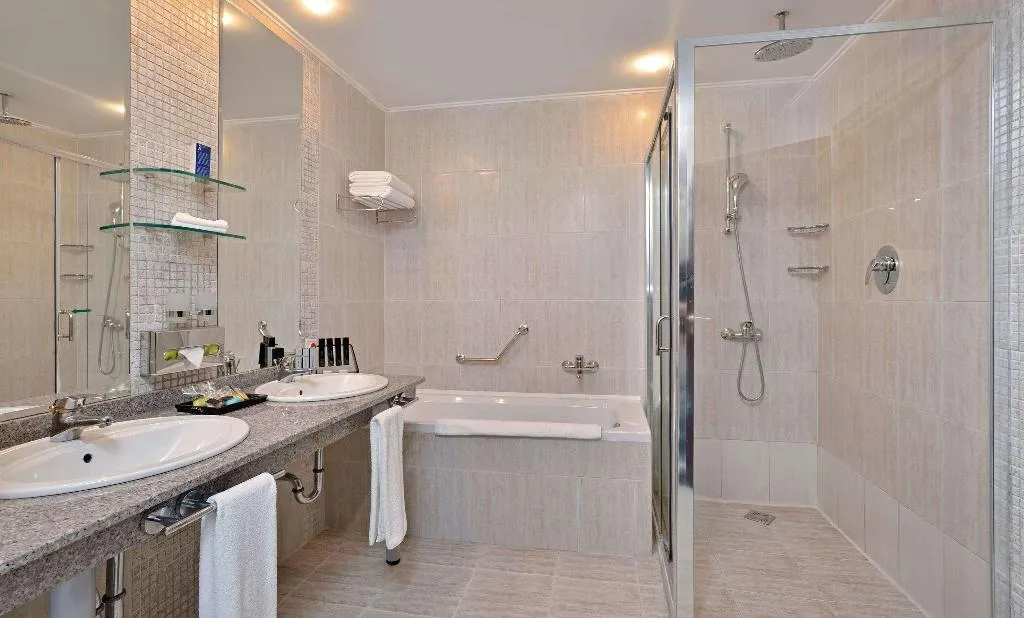 DOUBLE PARK VIEW Room, Melia Grand Hermitage, Varna