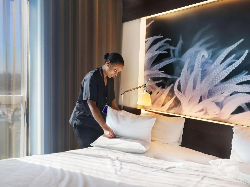 SUITE SUPERIOR QUEEN BED Room, Novotel Barcelona City, Barcelona